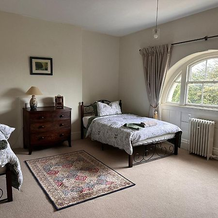 Cressy Hall - Historic Grade II Listed Manor, Gorgeous Topiary Garden Gosberton Bagian luar foto