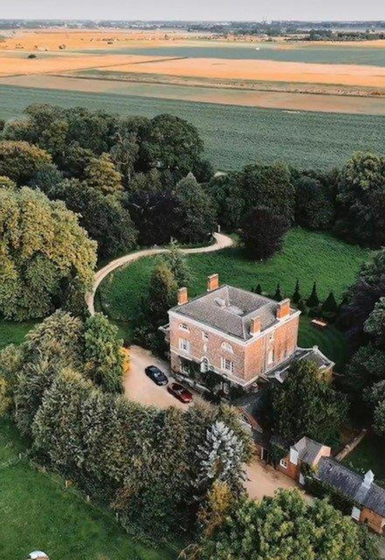 Cressy Hall - Historic Grade II Listed Manor, Gorgeous Topiary Garden Gosberton Bagian luar foto